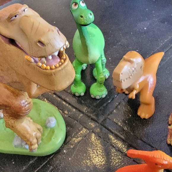 Pixar Dinos - Picture 6 of 6